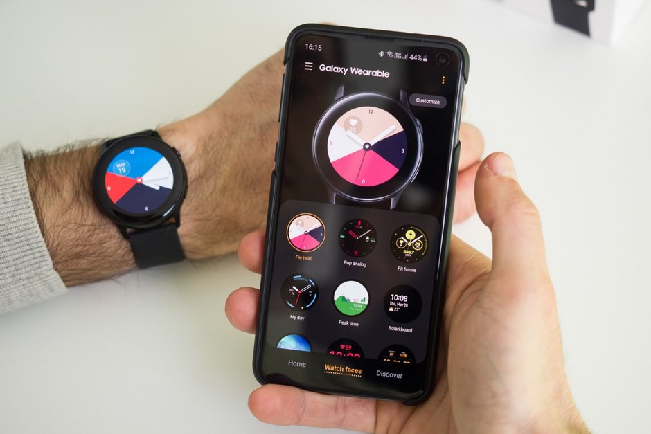 One UI update brings a slew of new features to older Samsung smartwatches – Phone Arena