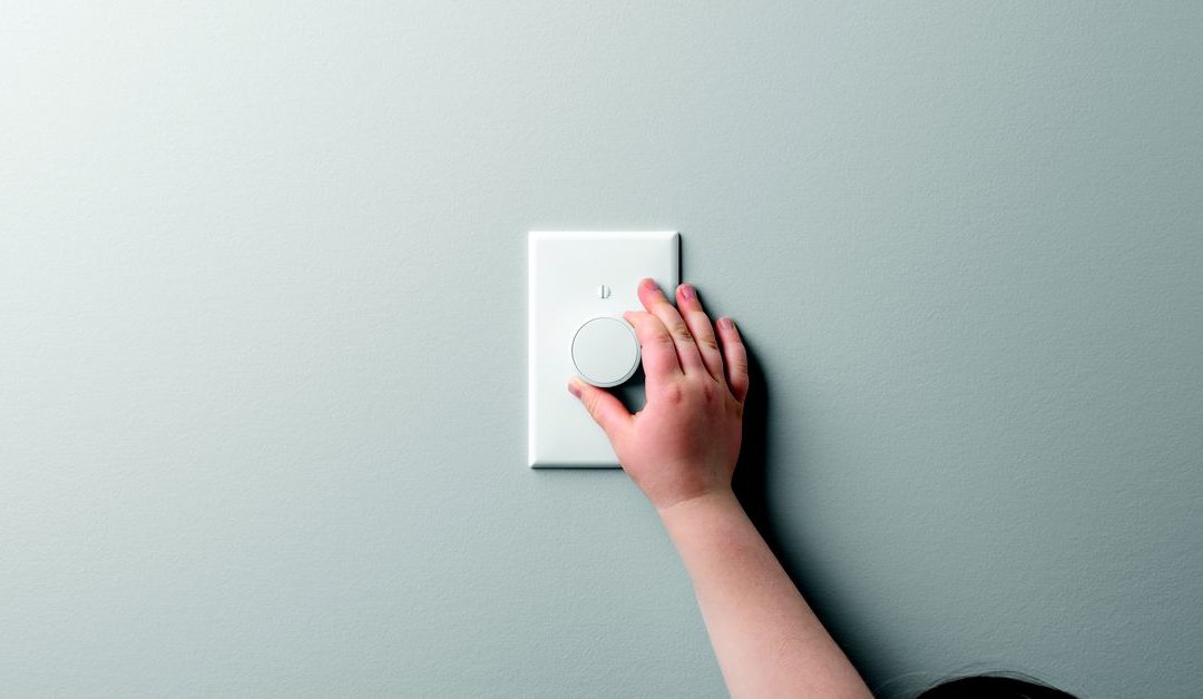 Lutron’s new dimmer for Hue lights fixes the wall switch problem – The Verge