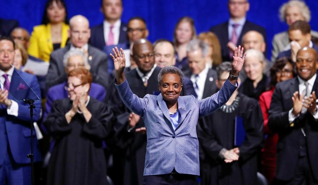 Lori Lightfoot sworn in as Chicago’s first LGBTQ, black woman mayor – NBC News