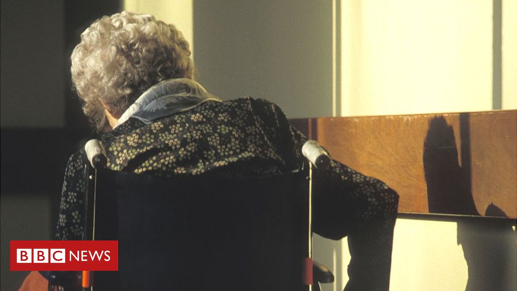 Woman of 102 suspected of care home murder