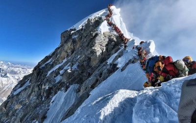 3 more die on Mount Everest as tour organizers pin blame on traffic jam