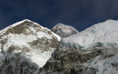 Colorado lawyer dies while descending Mount Everest, officials say