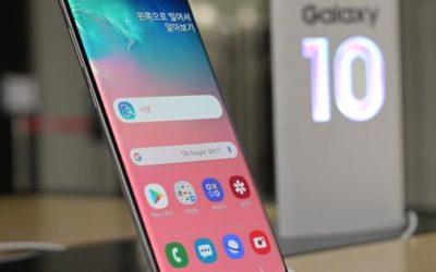 Galaxy S10 Faces An Awkward Problem – Forbes