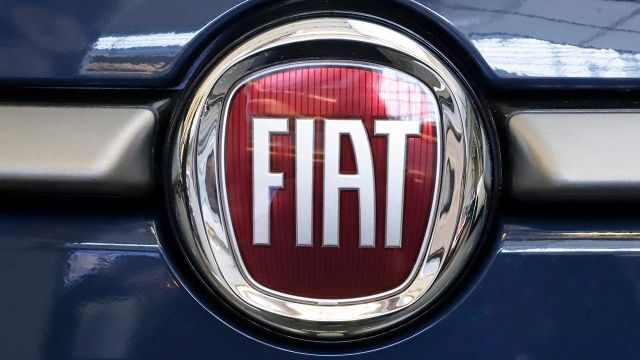 Fiat Chrysler proposes major auto merger with Renault; Amazon may give New York a second look