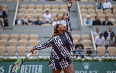 Serena Williams includes feminist messages in French Open outfit – Page Six
