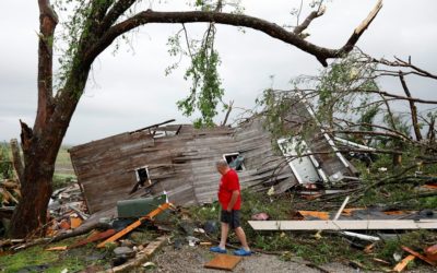 Large tornado slams Kansas City area, significant property damage reported west of city