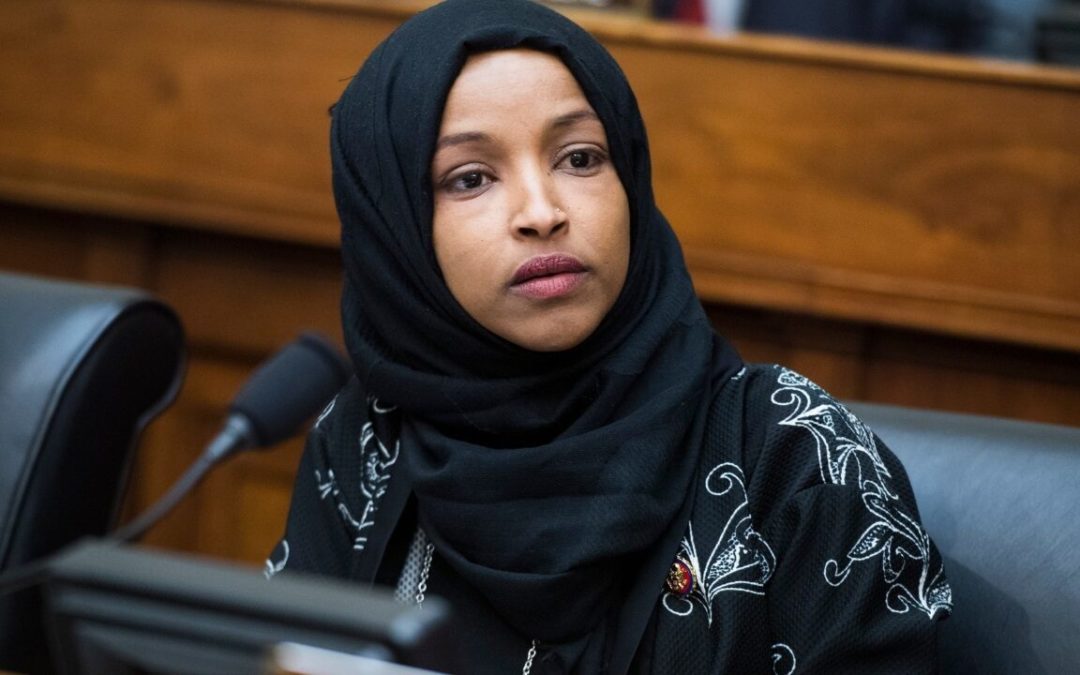 Ted Cruz slams Ilhan Omar over now-deleted tweet on immigration