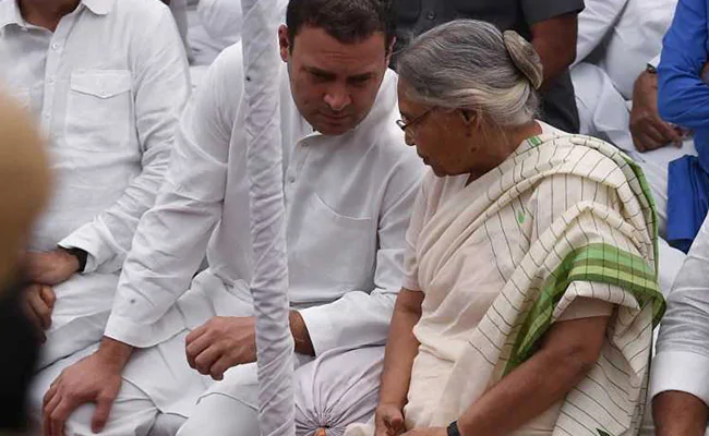In ‘Rahul, Don’t Go’ Efforts, Sheila Dikshit And Co At His Doorstep Today