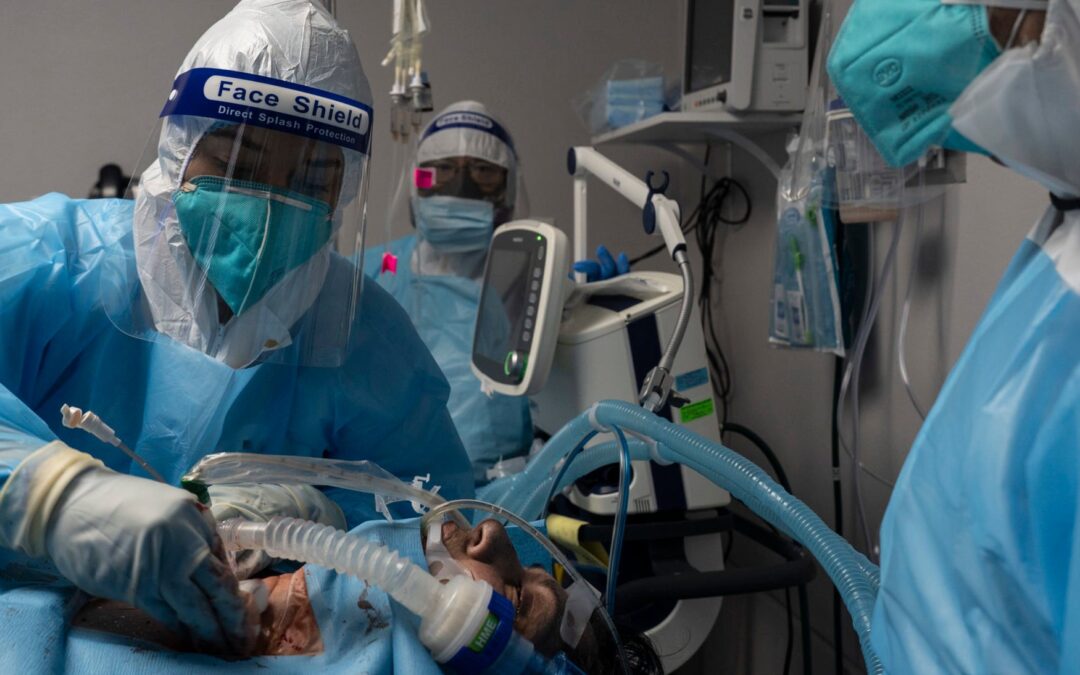 US Passes 250,000 Coronavirus Deaths