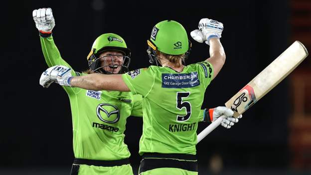 WBBL Final: Sydney Thunder thrash Melbourne Stars by seven wickets to win title