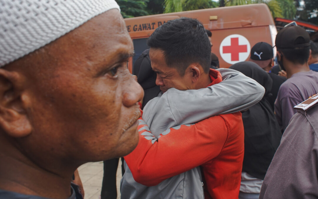 At least 34 dead in Indonesia quake