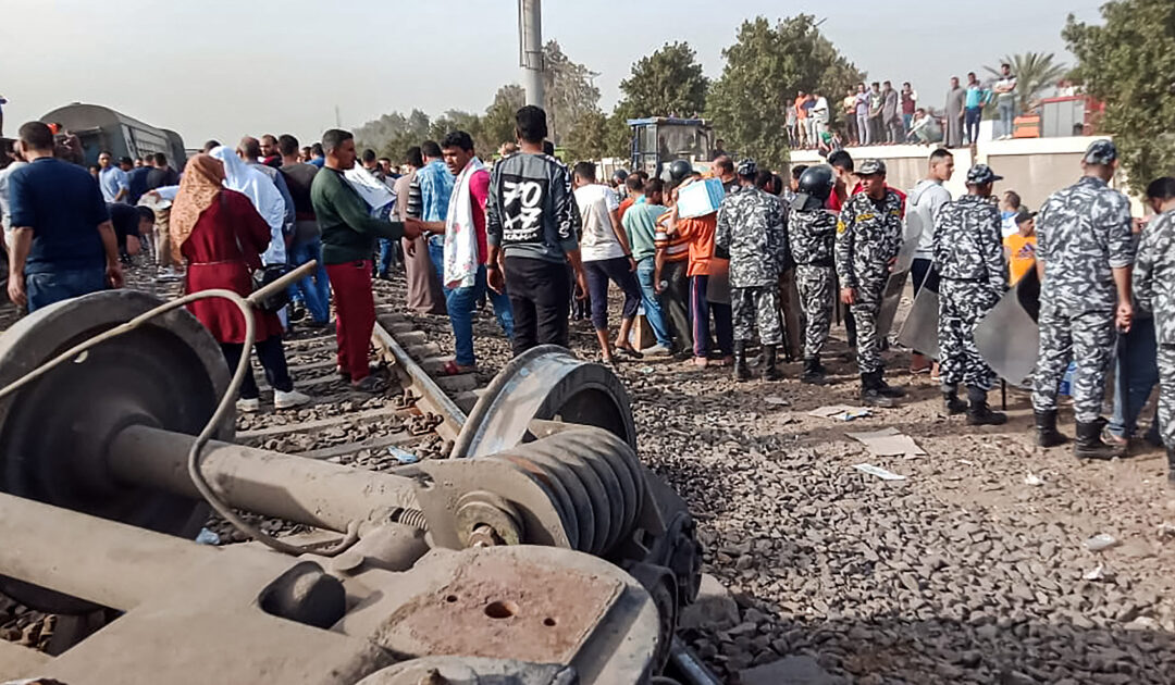 Egypt: Dozens injured after train derails near Cairo