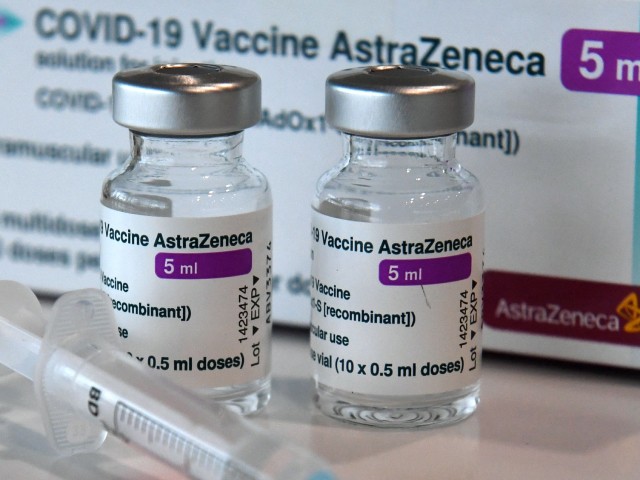 Study: AstraZeneca/Pfizer Coronavirus Vaccine Cocktail 'Safe and Effective'