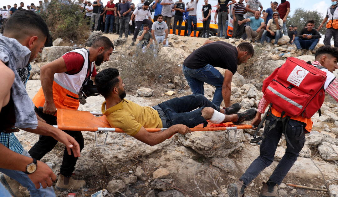 Dozens of Palestinians hurt in confrontations with Israeli forces