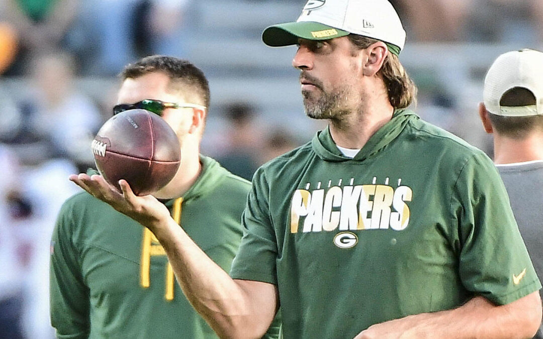 Ineffective Rodgers Benched As PACKERS Blown Out...