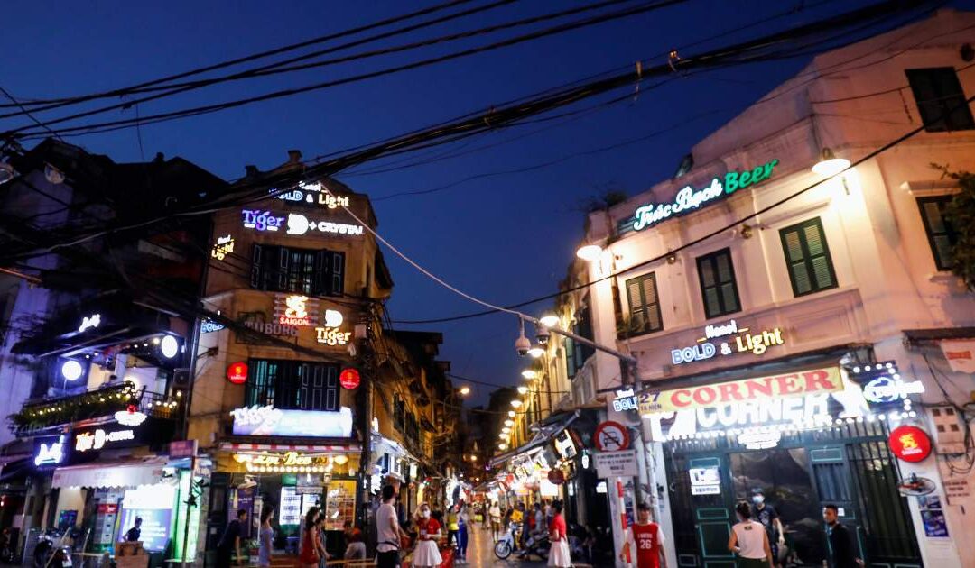 Vietnam approves $15.3 billion in aid for COVID-hit economy