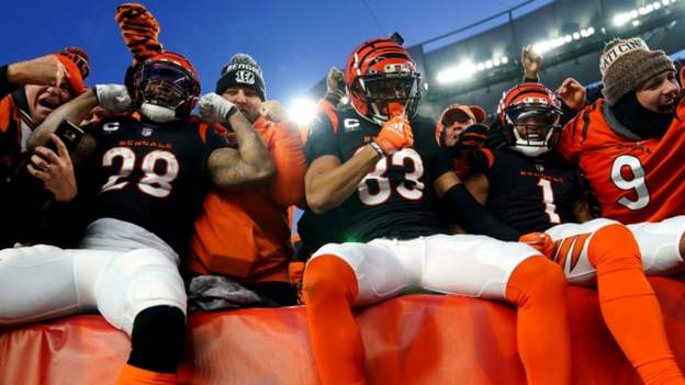 Bengals beat Raiders to end 31-year play-off drought