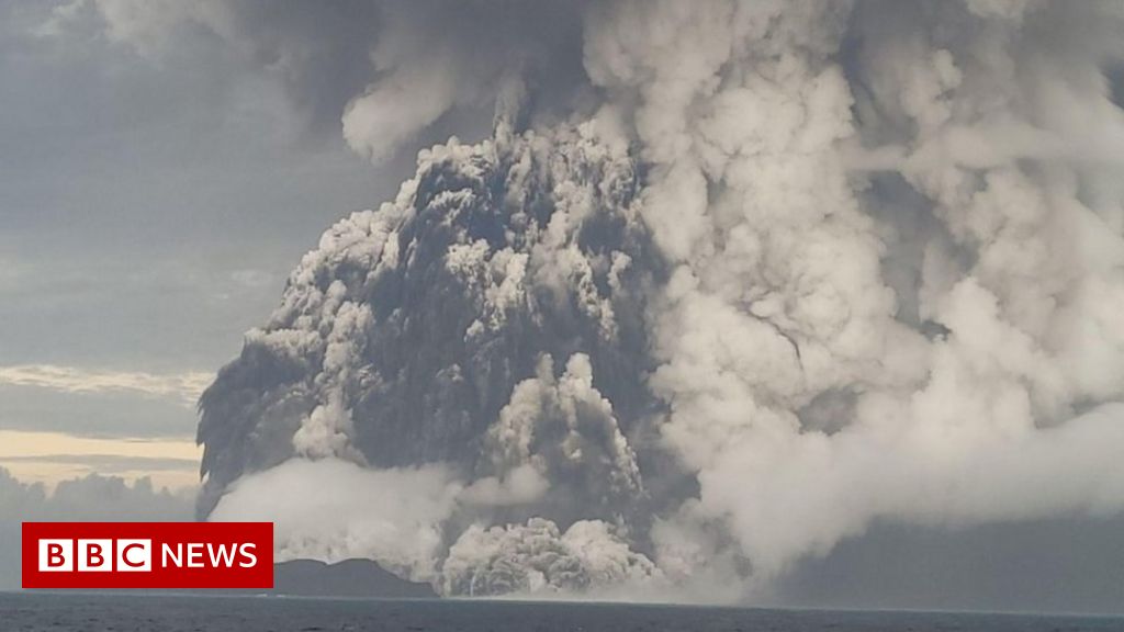Pacific volcano: New Zealand sends flight to assess Tonga damage