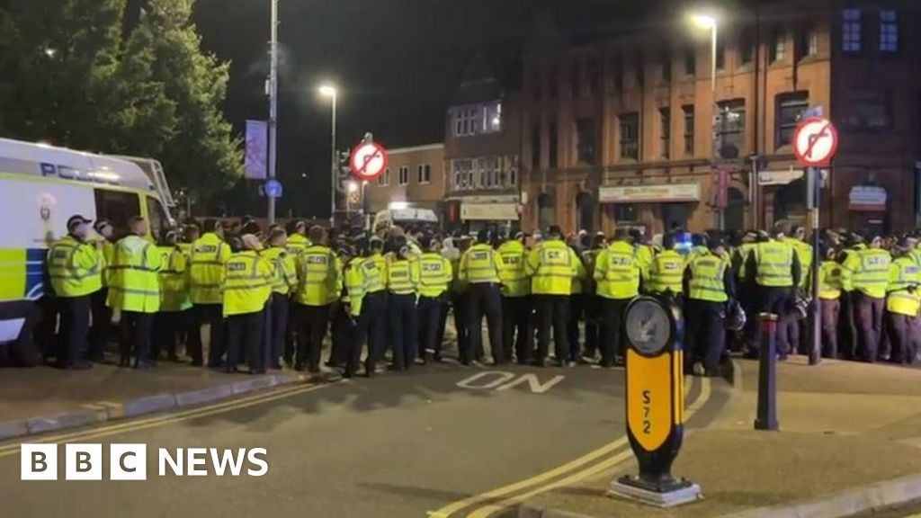 Police call for calm amid Leicester disorder