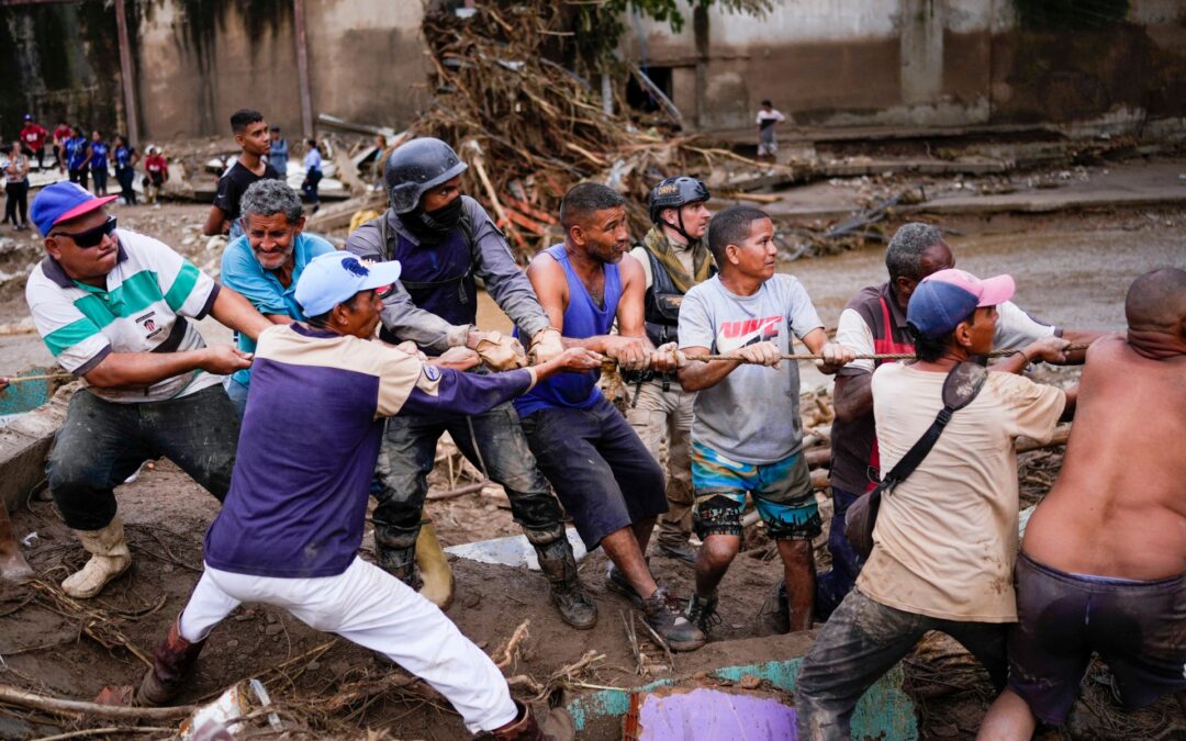‘Get me out’: Search for Venezuela landslide survivors continues