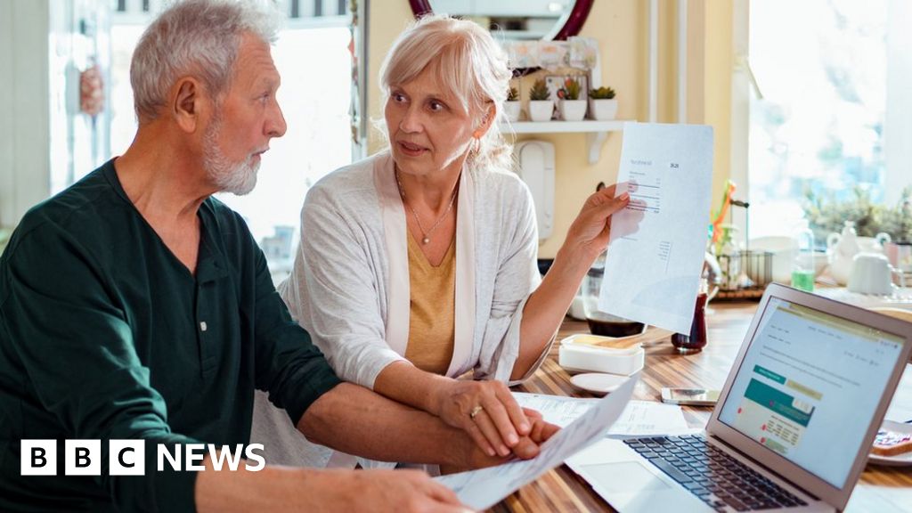 Budget 2023: Warning pension tax breaks may make some retire early