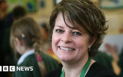 Ruth Perry: Ofsted urged to pause inspections after teacher death
