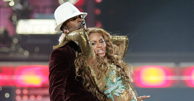 Usher Planning 'Tastefully Dressed' Pole Dancers During 2024 Super Bowl Halftime Show