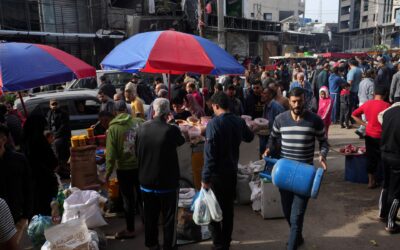 Palestinians stock up on essentials amid surge in Gaza food prices
