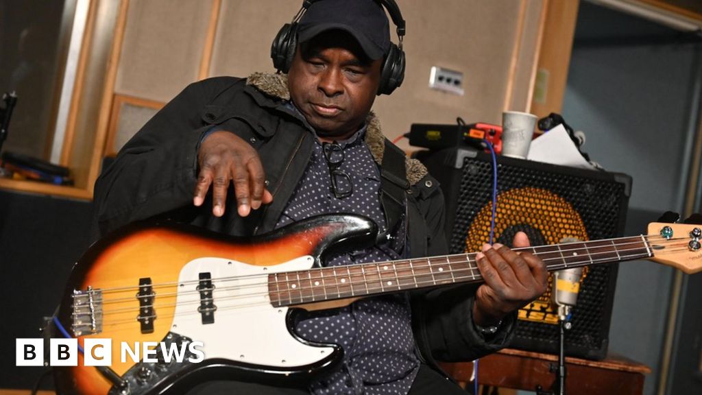 Jamiroquai's 'Dynamite' bassist dies in car crash