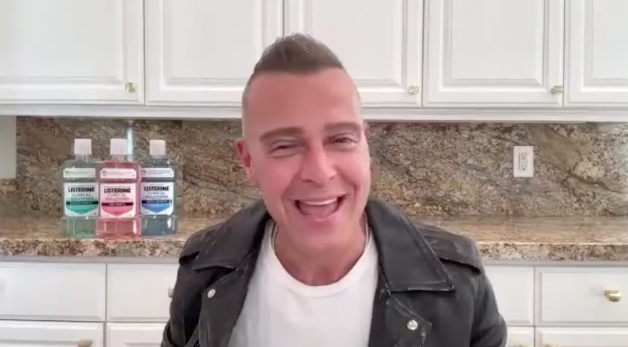 Joey Lawrence hopes that brother Matthew will marry TLC singer Chilli