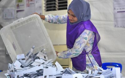 Pro-China party on course for landslide victory in Maldives election