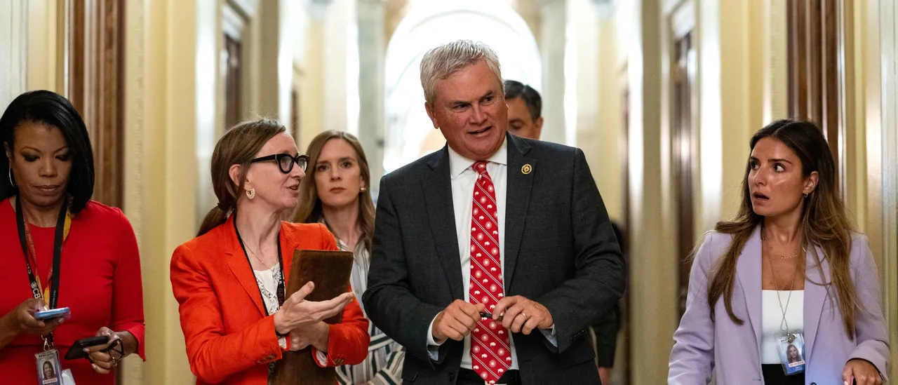 Oversight Committee Obtains Epstein ‘Birthday Book’ At Center Of Trump-WSJ Dispute