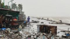 Super typhoon hits Philippines as thousands evacuate