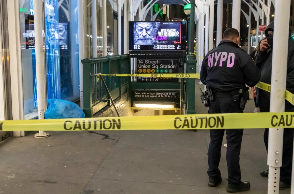 Off-duty NYC cop pushed onto L train subway tracks by homeless man: police sources