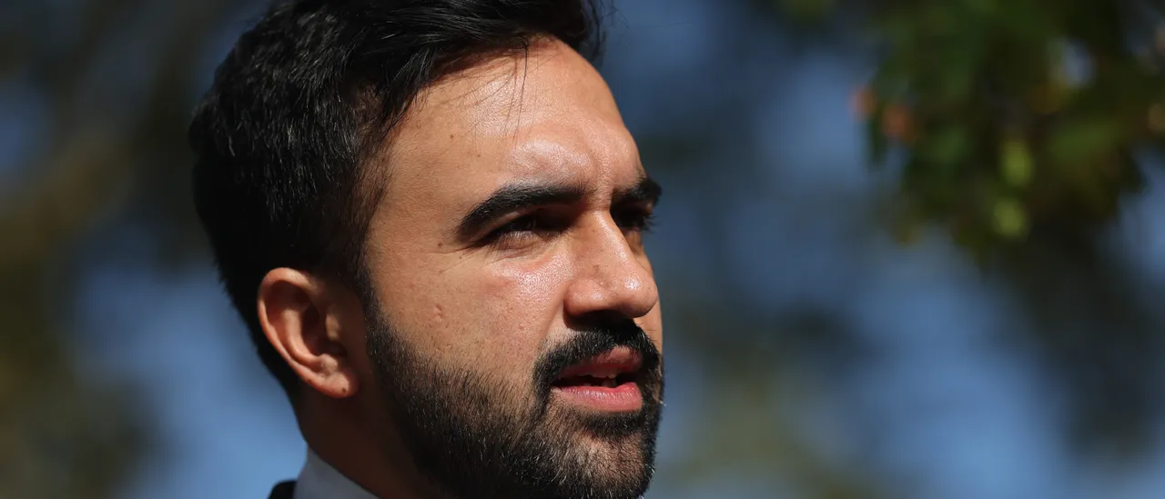 Socialist Mayoral Candidate Beloved By Democrats Admits He Should Apologize To NYPD, Doesn’t Apologize
