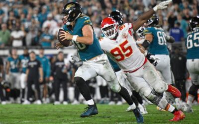 Chiefs’ Chris Jones deactivates social media after criticism of bungled play