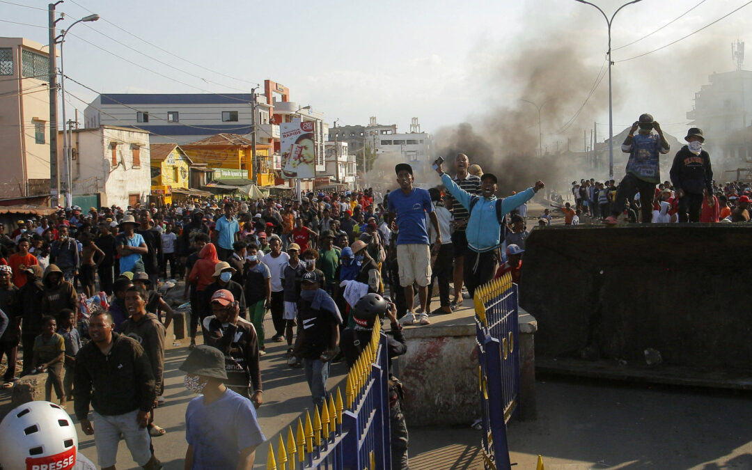 Protesters reject offer for dialogue as unrest escalates in Madagascar