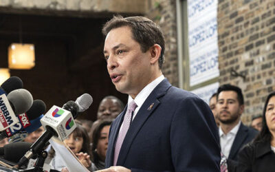 Chicago Alderman Irate After ‘Purple-Haired’ Anti-ICE Crusaders Ignore Murder of Hispanic Father & Son Outside Their Jewelry Store