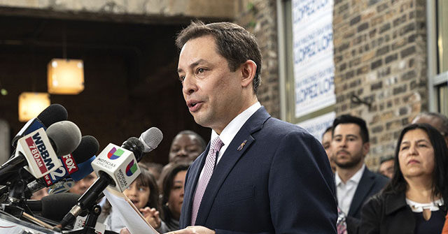 Chicago Alderman Irate After 'Purple-Haired' Anti-ICE Crusaders Ignore Murder of Hispanic Father & Son Outside Their Jewelry Store