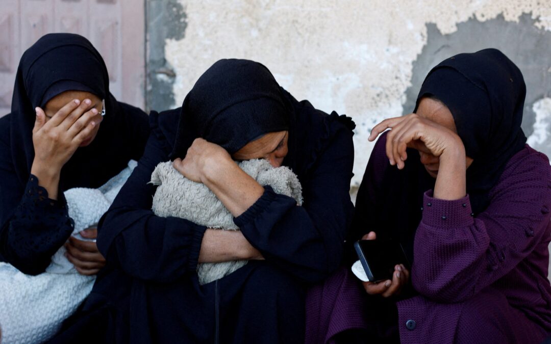 Hamas meet Egypt’s spy chief, says Israel’s attacks on Gaza threaten truce