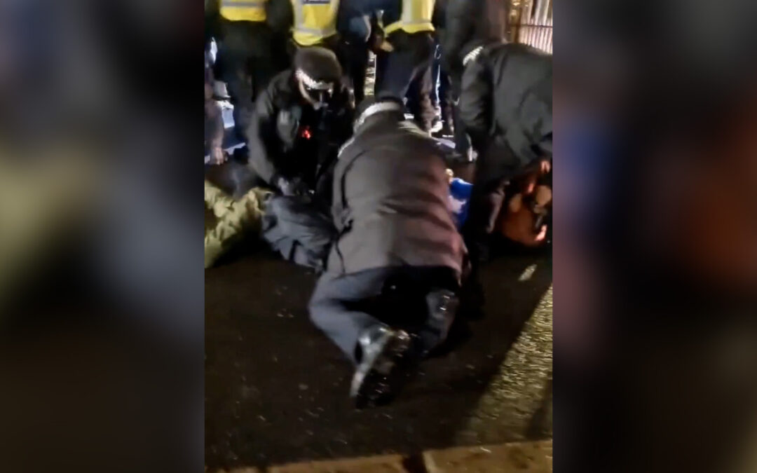 Mass arrests at UK protest in support of hunger-striking detainee