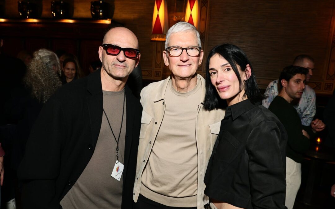 APPLE making AI glasses...