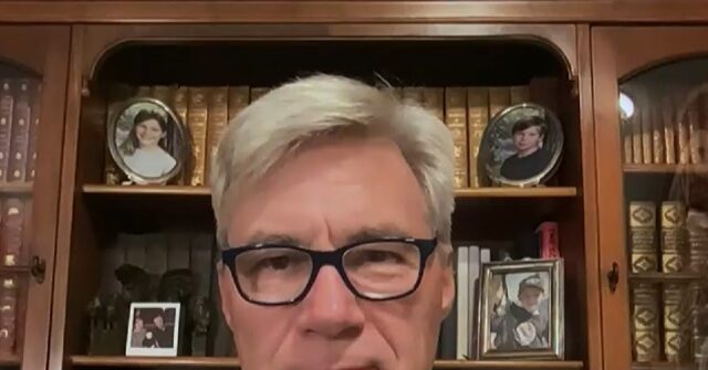 Whitehouse: Trump Turning U.S. Into a 'Gas Station Run by Gangsters that has an Army'