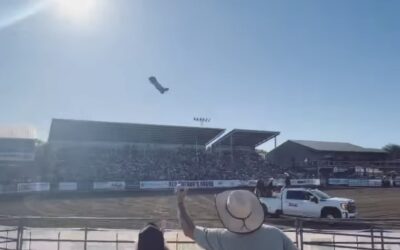 California dad accused of ‘stealing’ shirt from woman at rodeo divides the internet: ‘U snooze u lose’