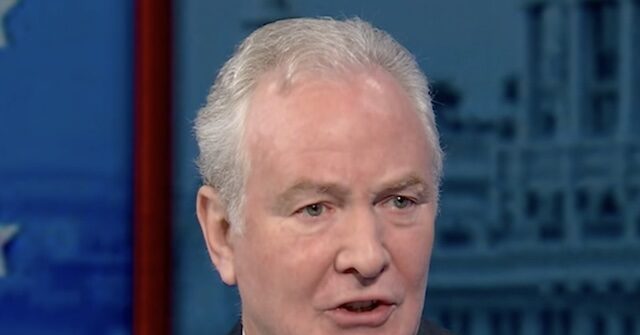 Van Hollen: Dems Have Midterm 'Momentum' to Beat Trump's 'Personality Cult'