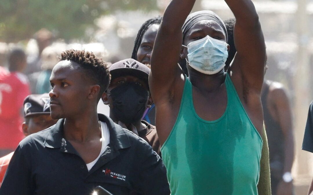 Kenya minister says US-run Ebola facility plans halted after court order