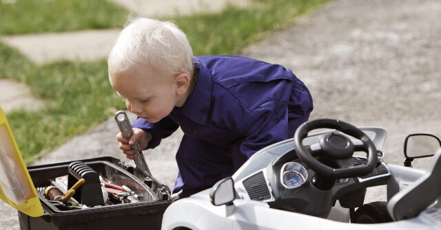 Idaho Boy’s Dream of Kid-Sized Garage Comes True After He Overcomes Brain Tumor