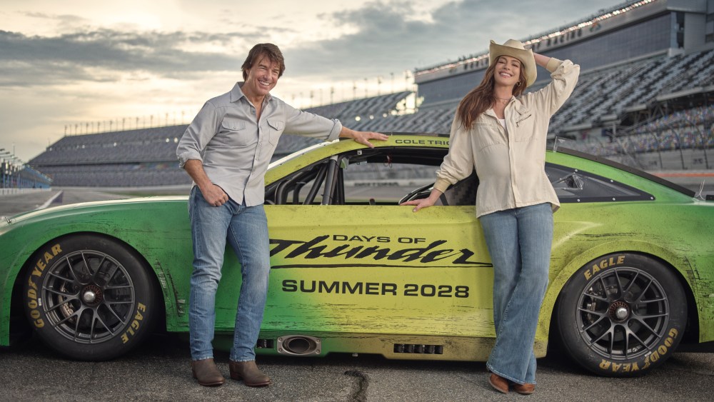 Anne Hathaway Joins Tom Cruise in 'DAYS OF THUNDER' Follow-Up...