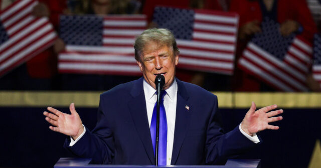 Trump Says Interest Rates Should Be 1% or Less After Fed's First Hike in 3 Years