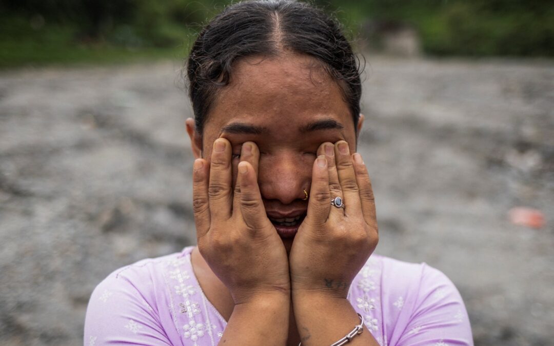 Photos: Nepal flood survivors find little trace of former lives